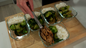 Make 5 Meals In 35 Minutes With This Lemon Chicken Meal Prep by: Chef Jack Ovens

